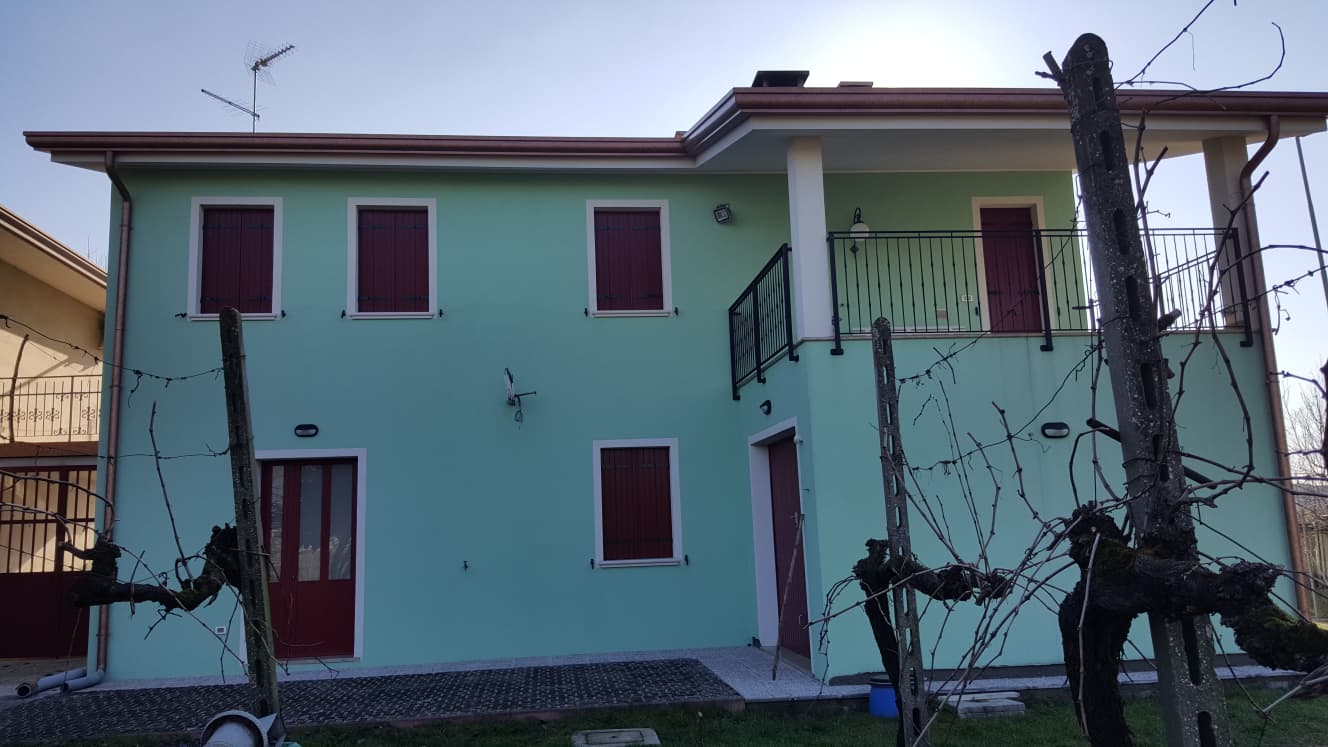 retro casa verde acqua